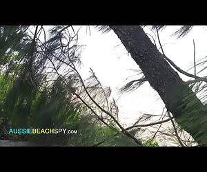Молодая сексуальная арабка с маленькой грудью трахается на зрелые порно домашнее столе
