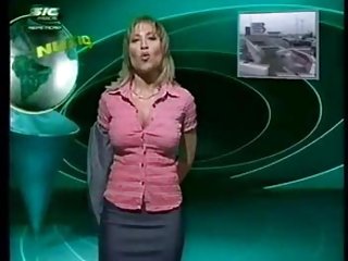 Грудастая, очень сексуальная и дамашни секс видео похотливая блондинка трахается с тремя мужиками