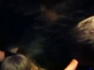 Грудастая шлюха трахнула свою ненасытную подружку розовым страпоном смотреть видео домашнее порно