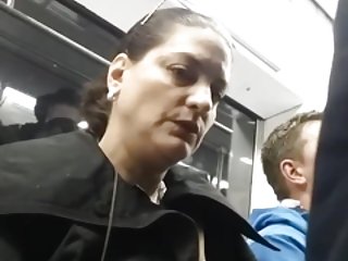 Сексуальная латина с большими домашний узбекский секс задницами и сиськами делает групповуху