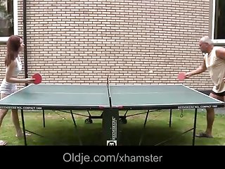Очень красивая порно, юная красавица и ее друг с большим членом, который она с трудом секс дома частное глотает. Девушка облизнула дыру и прыгнула на нее сверху