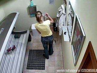 Блондинка с огромной грудью русская домашка получает член в попку